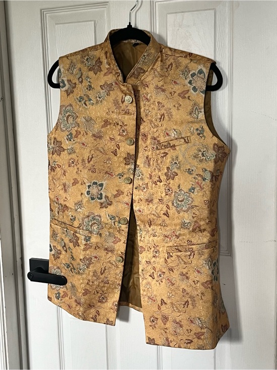 Rutba Fashion Other - Rutba Fashion Gold Brocade Floral Nehru Vest - Size 38